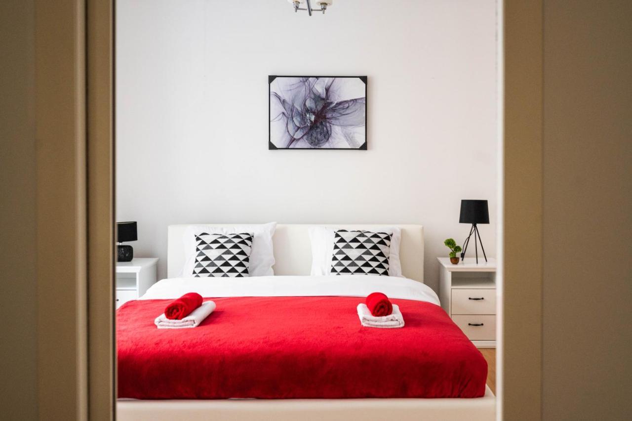 Bright And Modern 1Bdr Apartment In The Center Saraievo Exterior foto